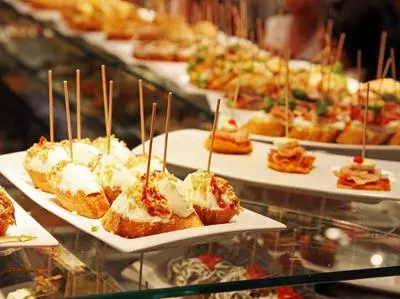 Los 3 mejores bares de tapas en Albarracín