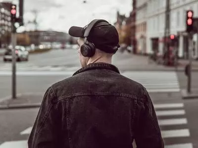 Música para viajar en autobús: El viaje - Antonio Orozco