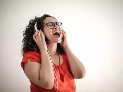 Música para viajar en autobús: Billie the Vision & The Dancers - Summercat