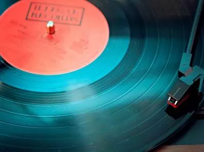 Música para viajar en autobús: Are You Gonna Be My Girl - Jet